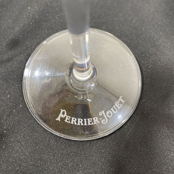 Pair (2) Perrier Jouet Champagne Flutes Glasses Etched Logo - Picture 5 of 7